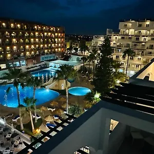 4* Apartahotel Bahía Serena